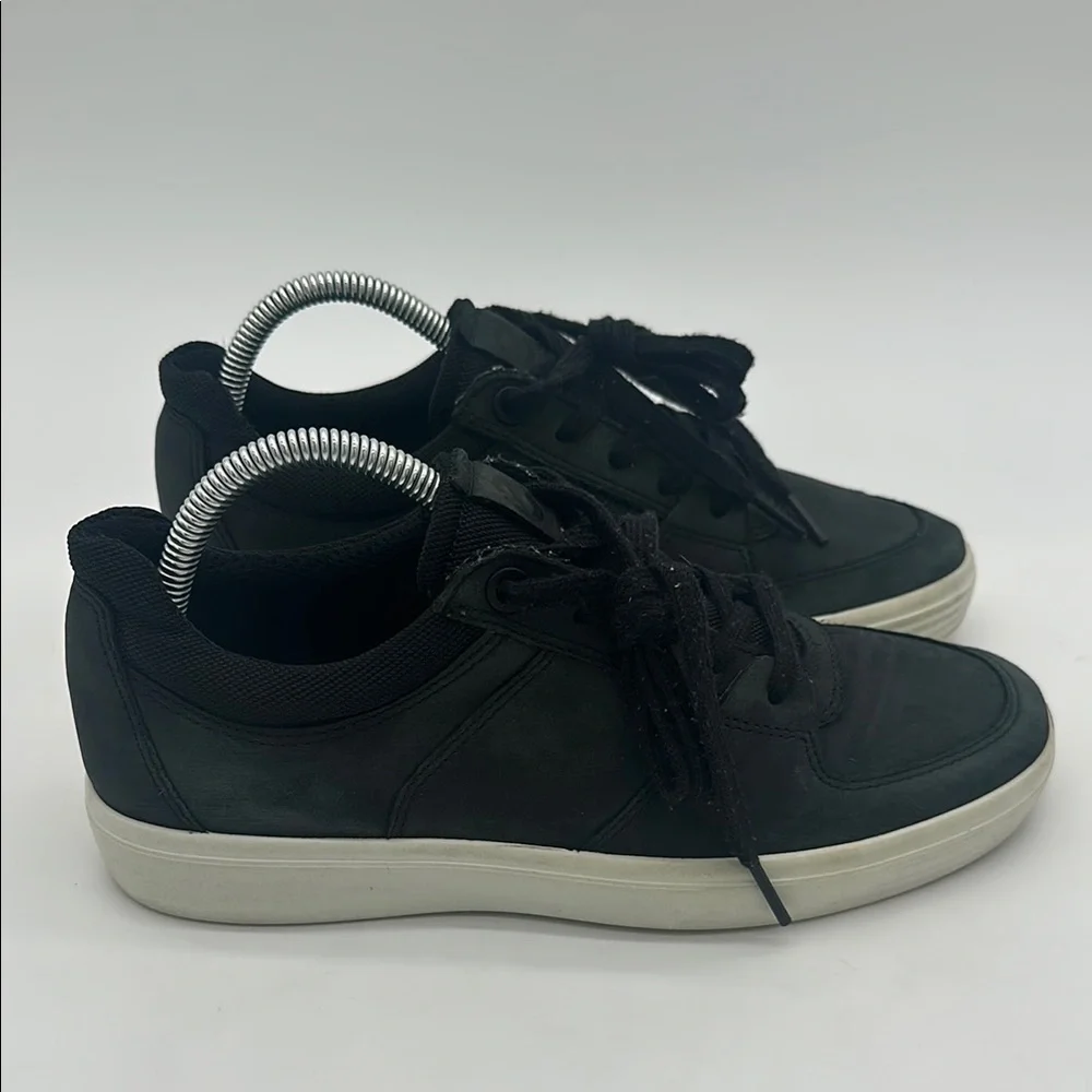 Ecco Nubuck Men's Black Casual Sneakers Size 5.5